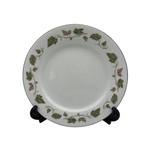 Vintage Noritake Japan Vineyard Pair Salad Plates Pattern 6449 Leaves & Vine - Picture 3 of 5